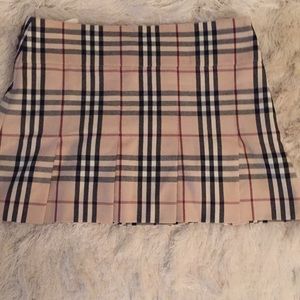 Burberry skirt